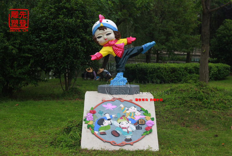 ���娃卡通雕塑系�?.jpg