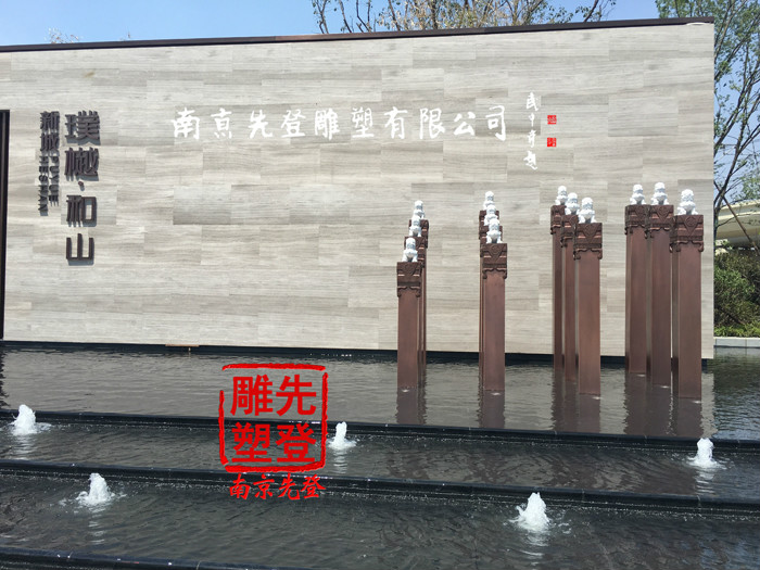 ���~���h�������